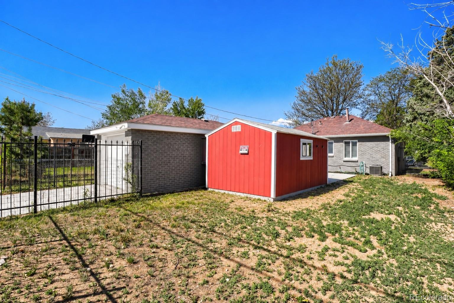 MLS Image #26 for 1558  spruce street,denver, Colorado