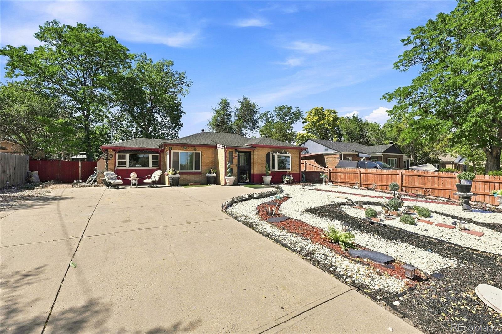 MLS Image #1 for 2065  syracuse street,denver, Colorado