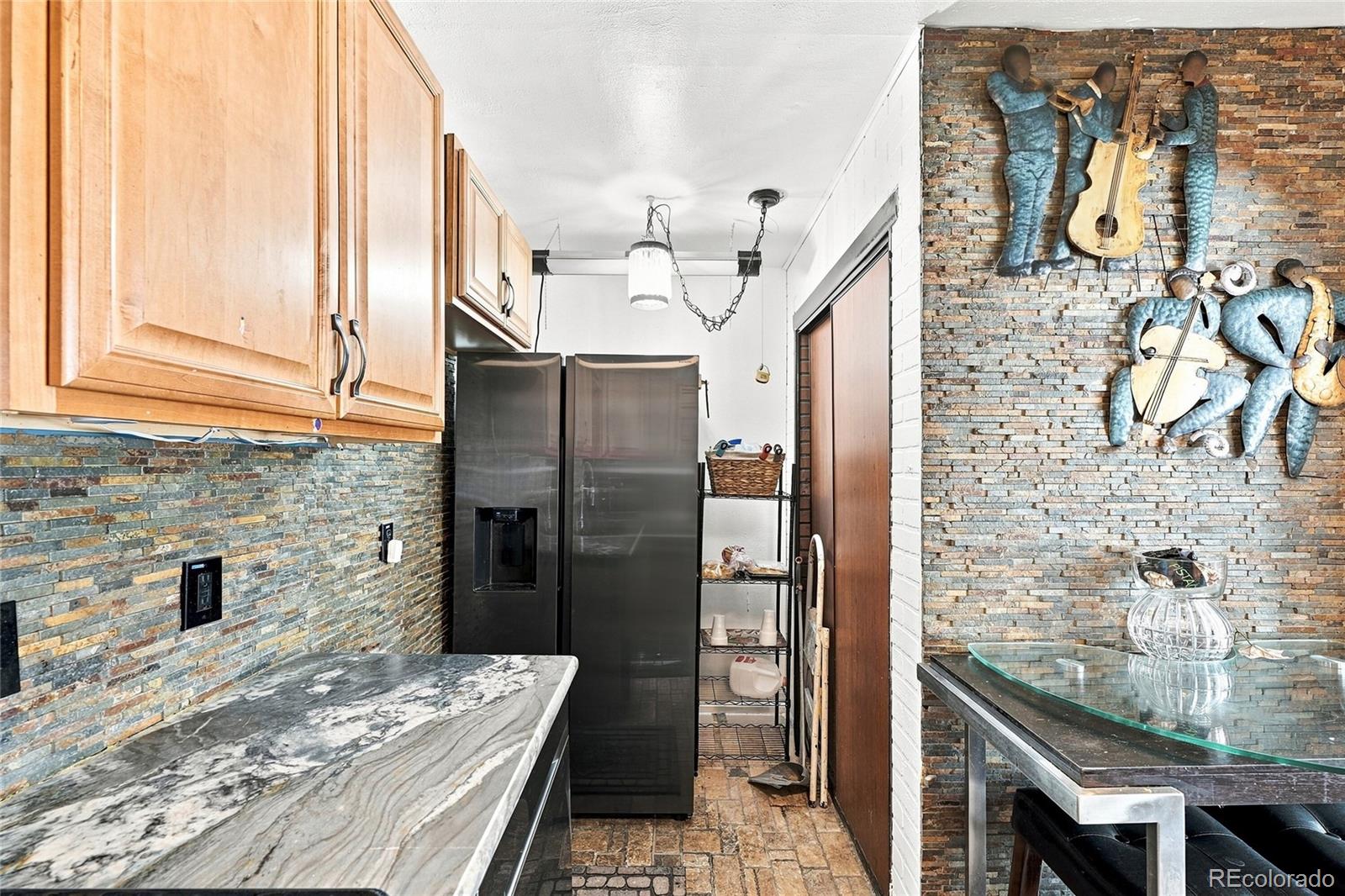 MLS Image #10 for 2065  syracuse street,denver, Colorado