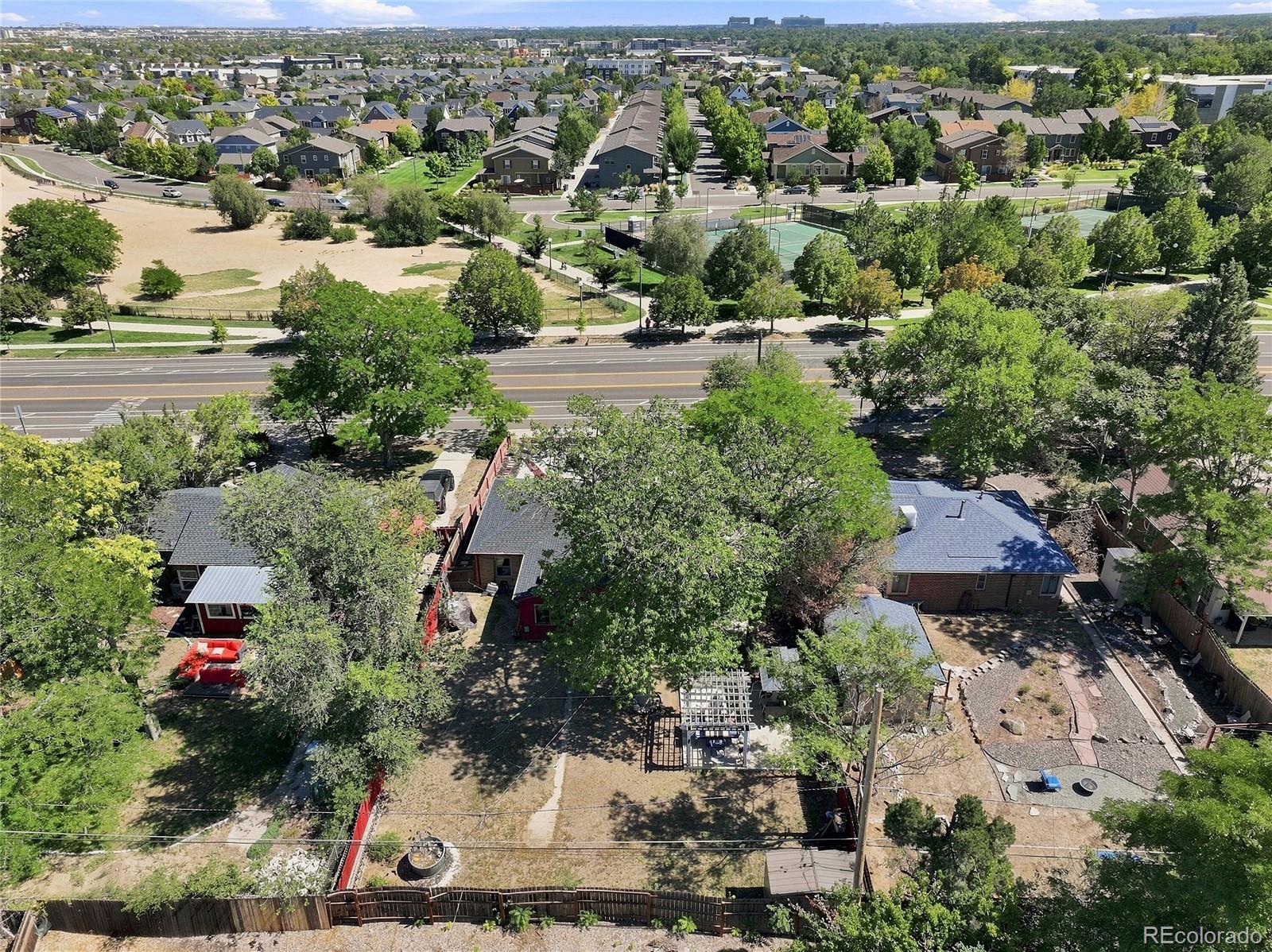 MLS Image #30 for 2065  syracuse street,denver, Colorado