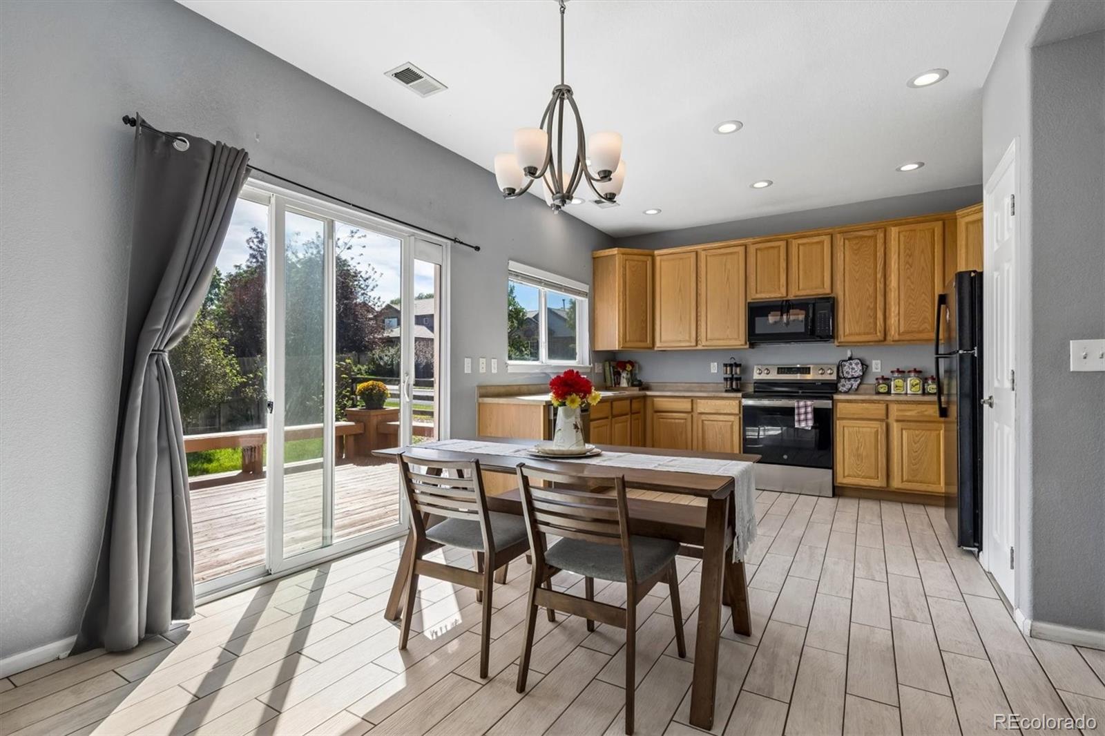 MLS Image #6 for 16034 e 97th avenue,commerce city, Colorado