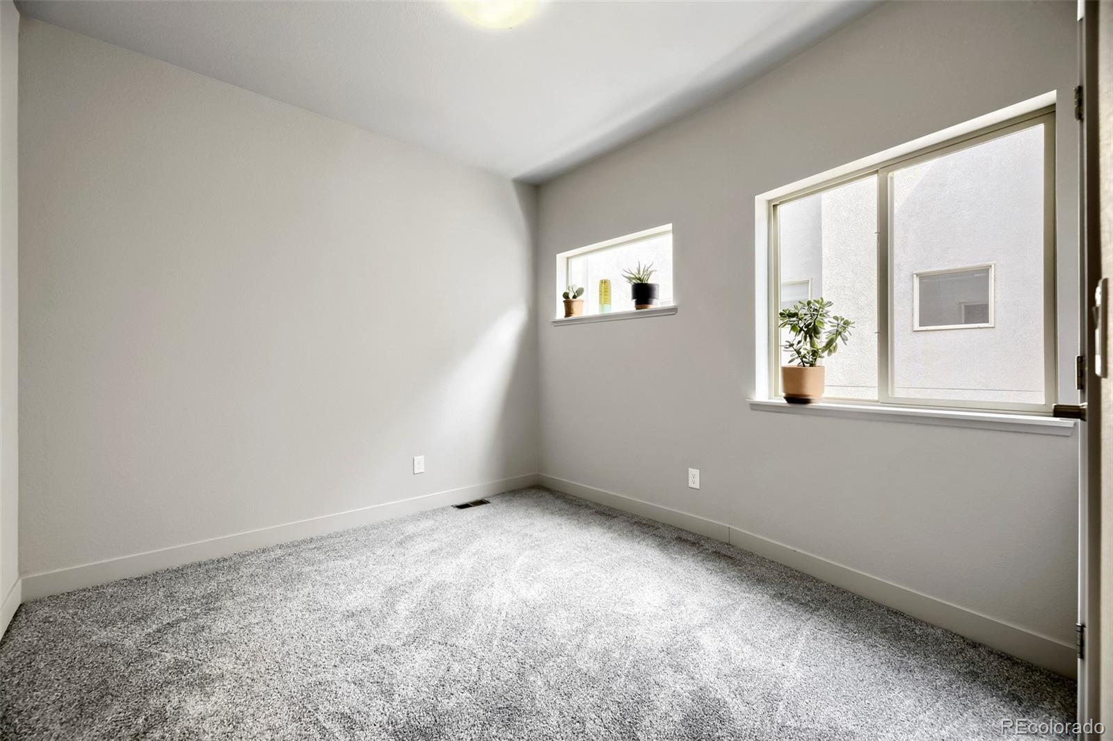 MLS Image #10 for 3460 w 17th avenue ,denver, Colorado