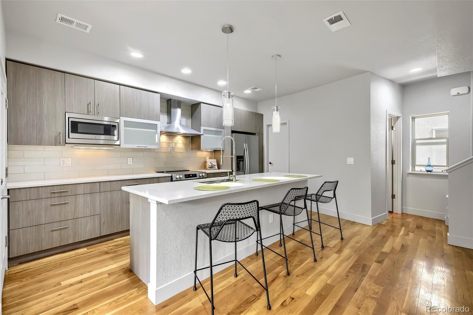 MLS Image #4 for 3460 w 17th avenue ,denver, Colorado