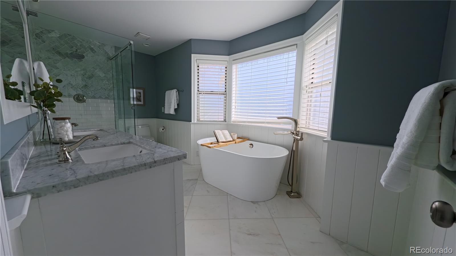 MLS Image #13 for 2424 s columbine street,denver, Colorado
