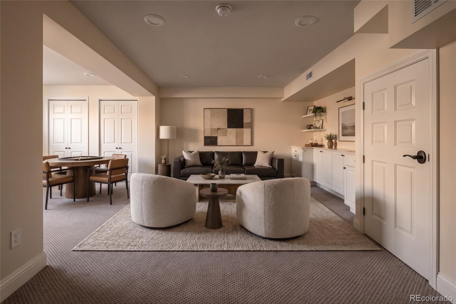 MLS Image #14 for 2424 s columbine street,denver, Colorado
