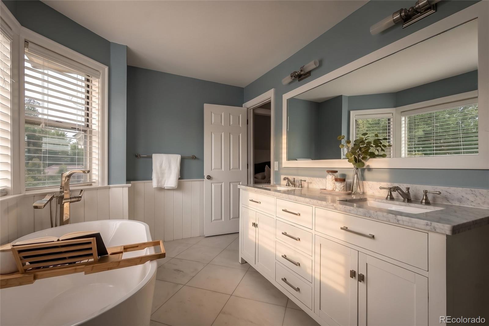 MLS Image #31 for 2424 s columbine street,denver, Colorado