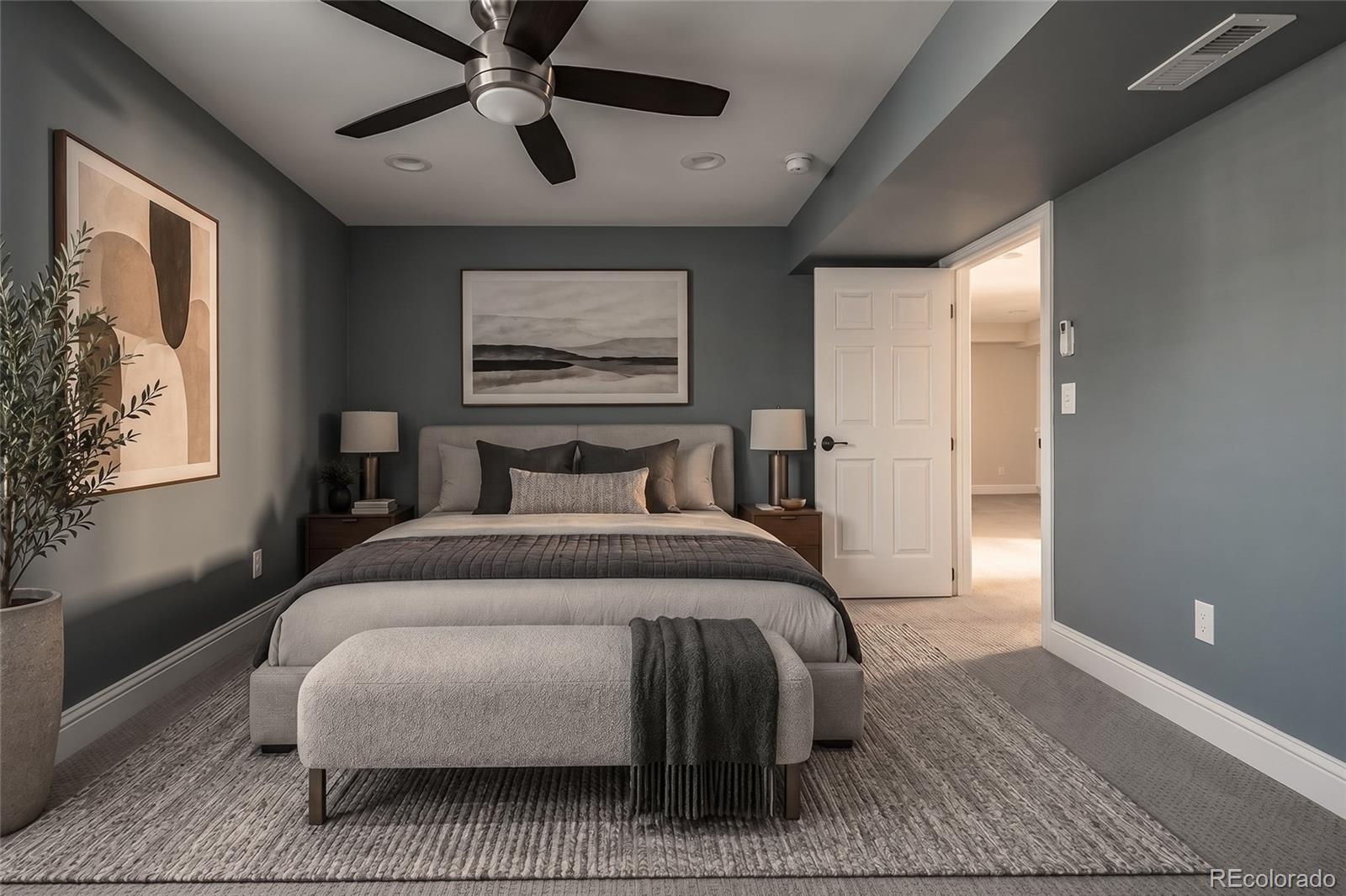 MLS Image #33 for 2424 s columbine street,denver, Colorado