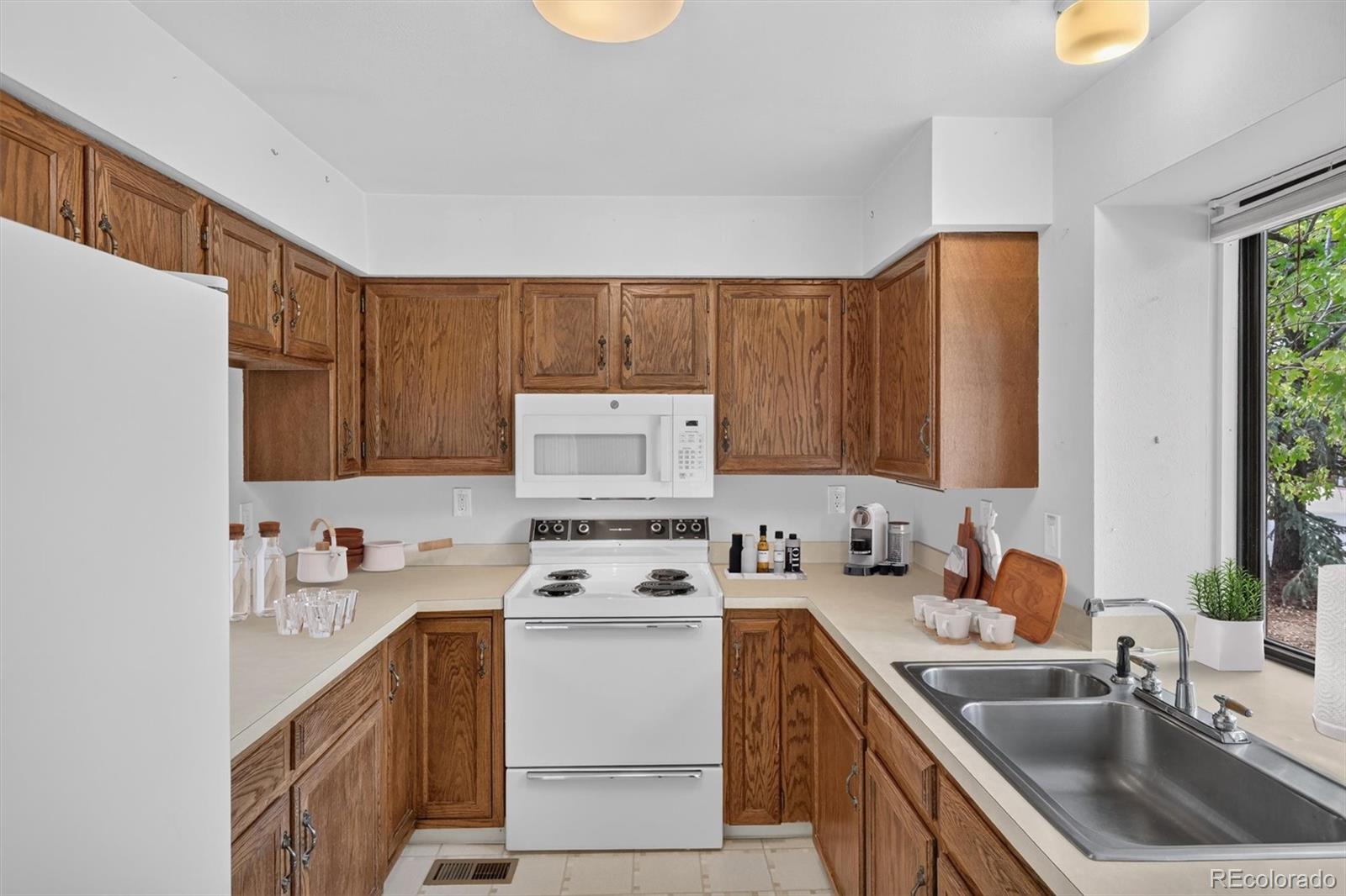 MLS Image #3 for 1001  sunburst court,lafayette, Colorado