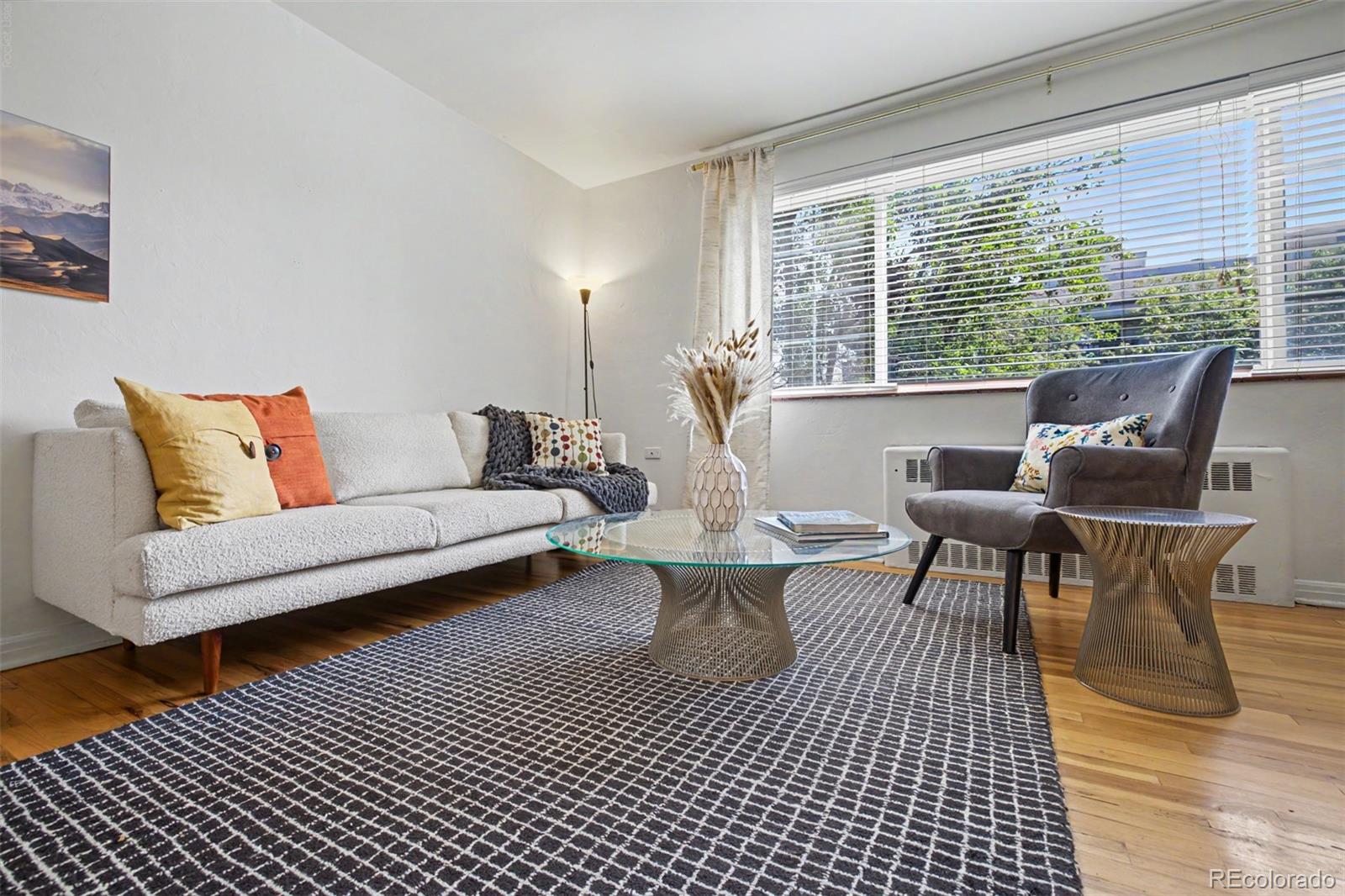 MLS Image #3 for 85 n ogden street,denver, Colorado