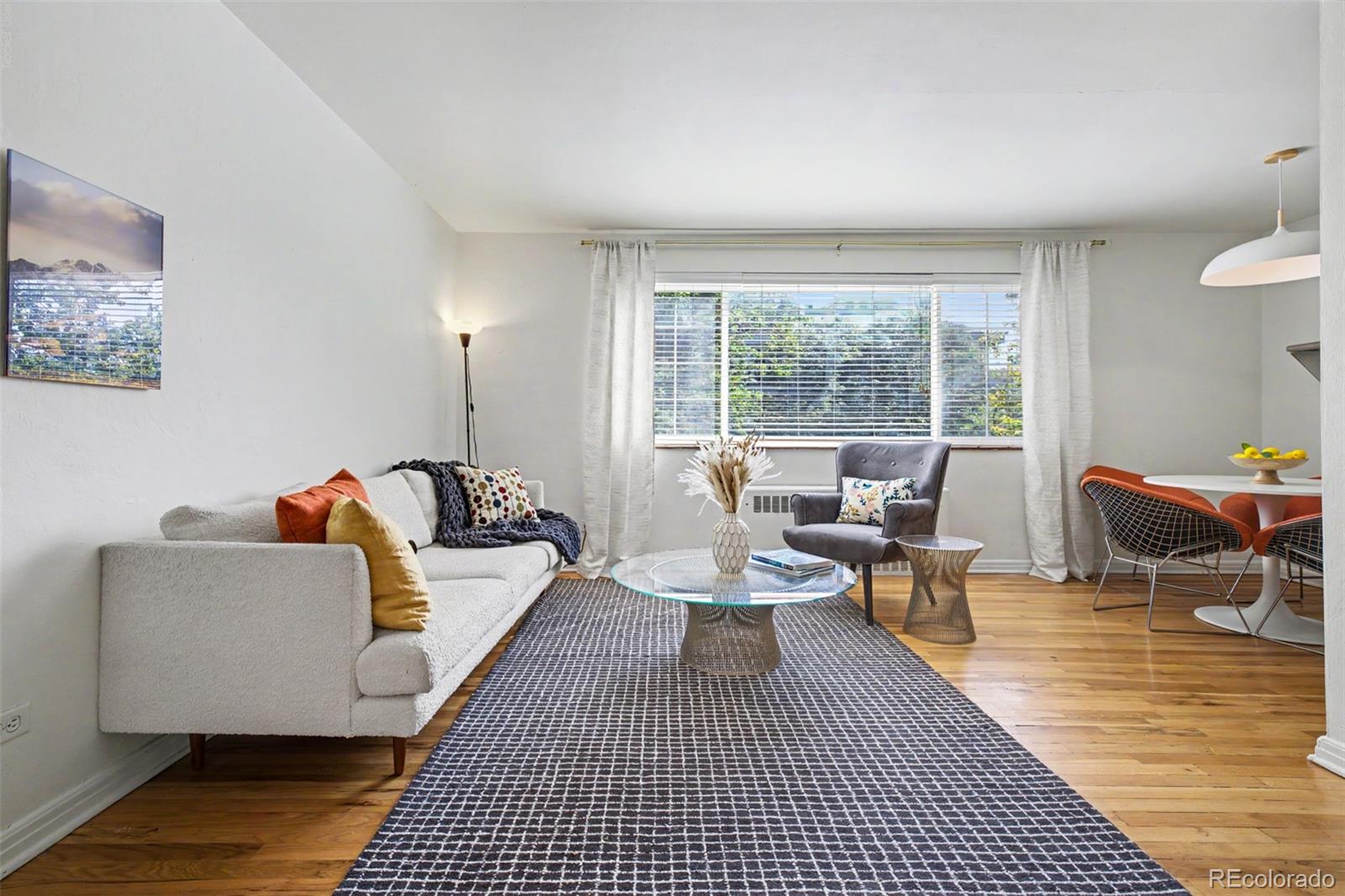 MLS Image #4 for 85 n ogden street,denver, Colorado