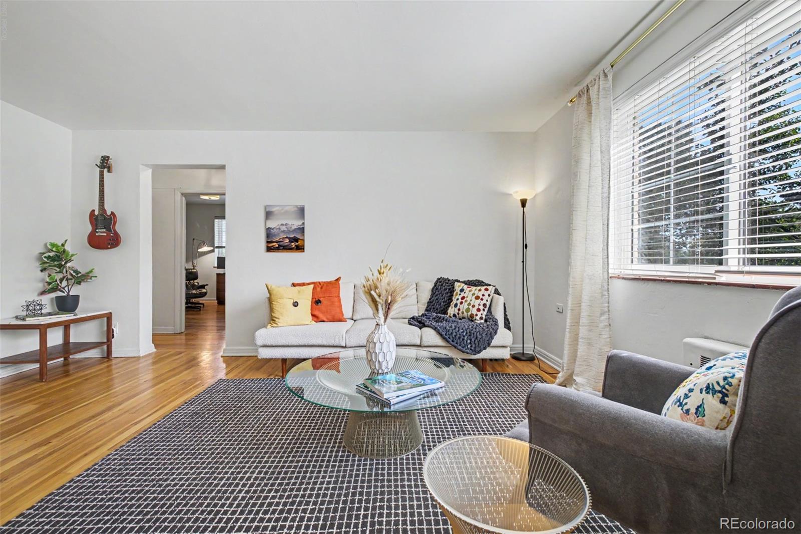 MLS Image #7 for 85 n ogden street,denver, Colorado
