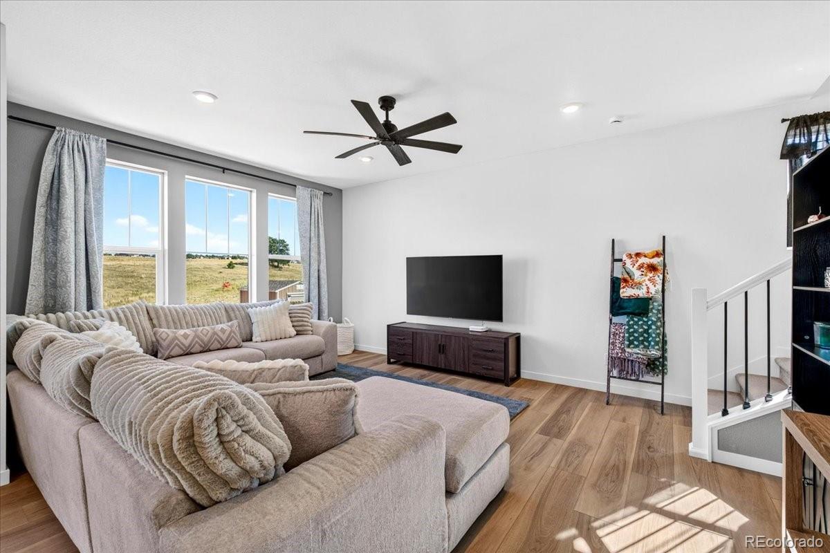 MLS Image #14 for 440  paloma way,elizabeth, Colorado