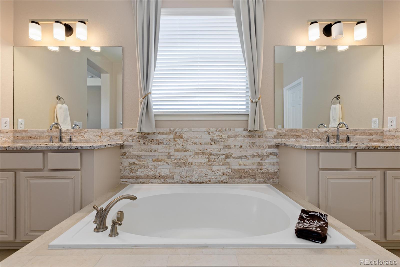 MLS Image #17 for 9519  nile way,arvada, Colorado