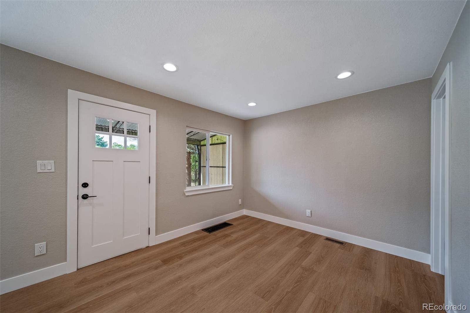 MLS Image #4 for 472 s perry street,denver, Colorado
