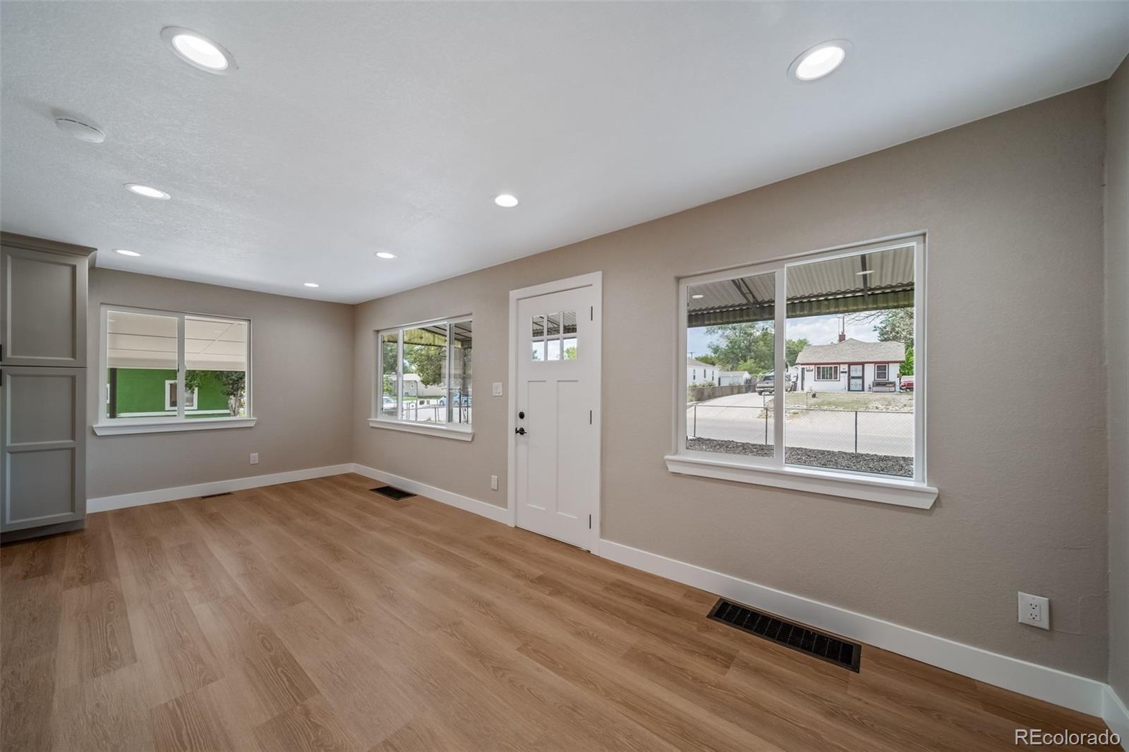 MLS Image #5 for 472 s perry street,denver, Colorado