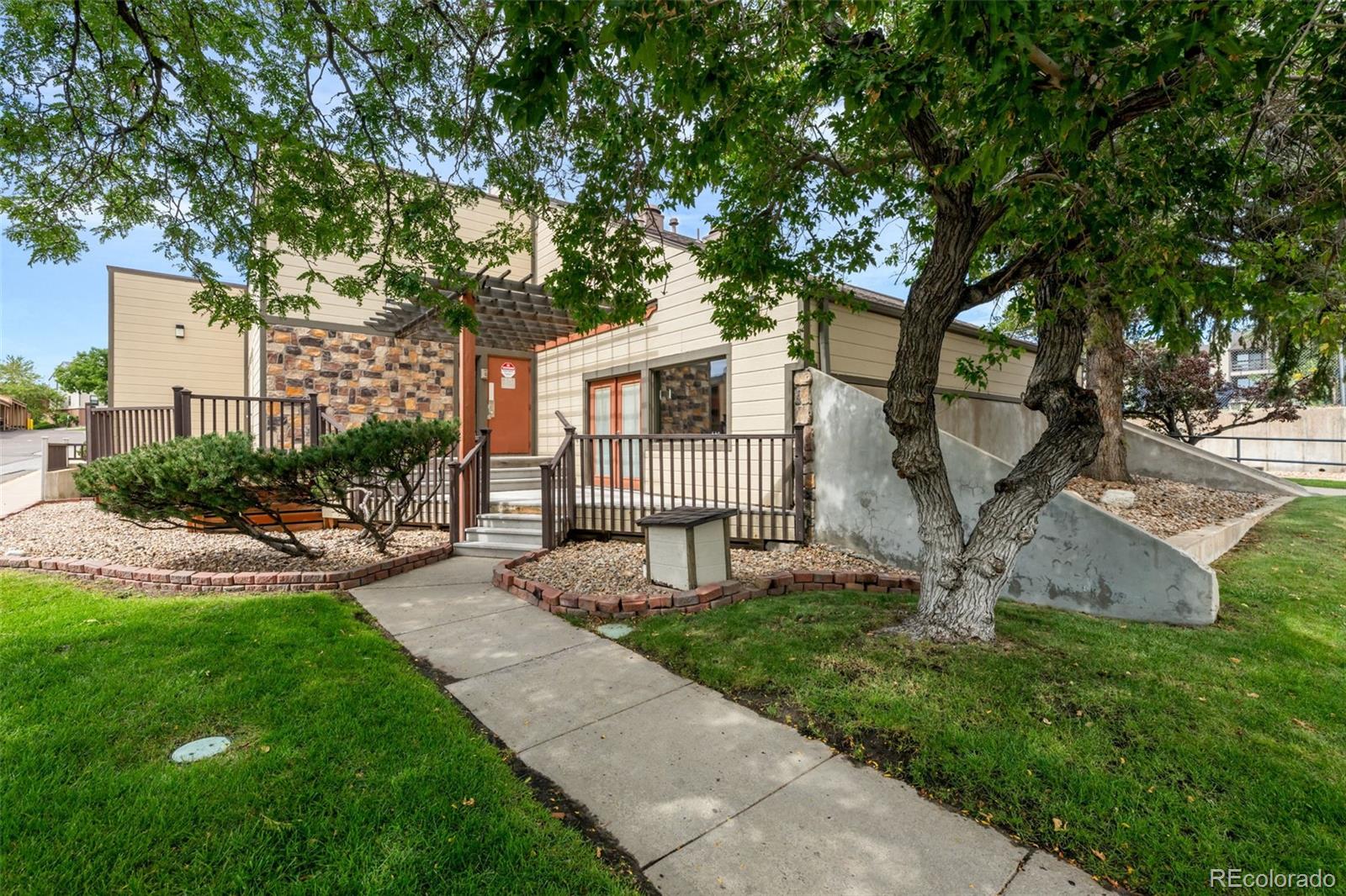 MLS Image #21 for 579  wright street,denver, Colorado