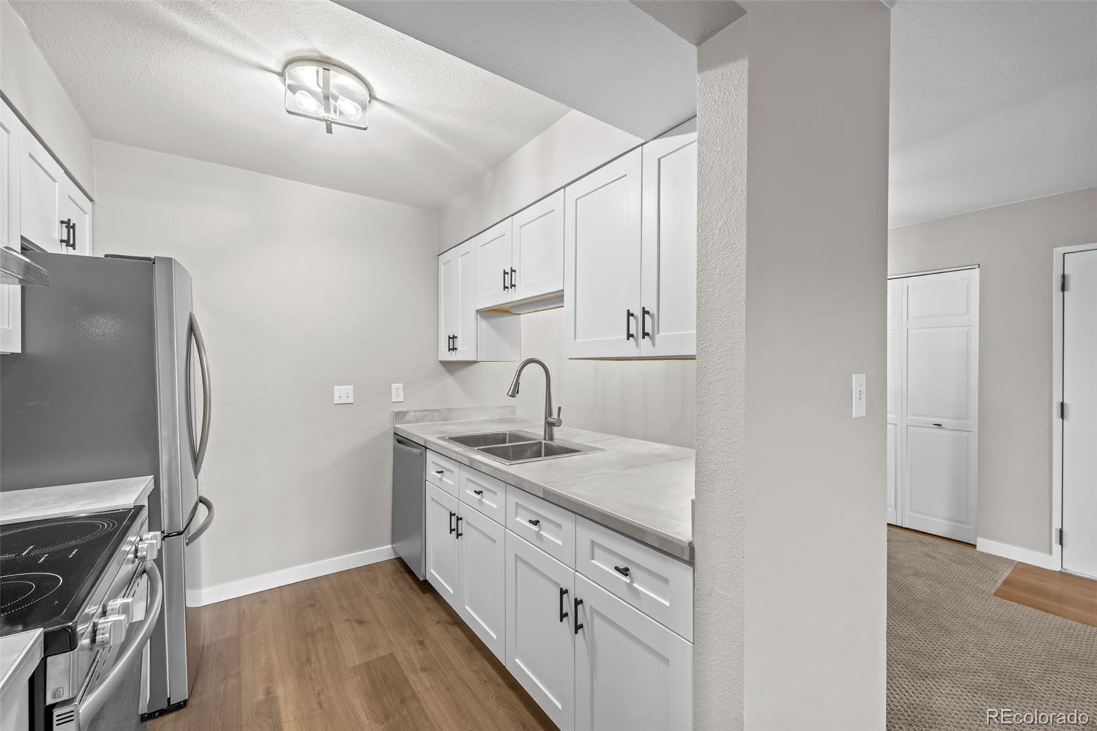 MLS Image #9 for 579  wright street,denver, Colorado