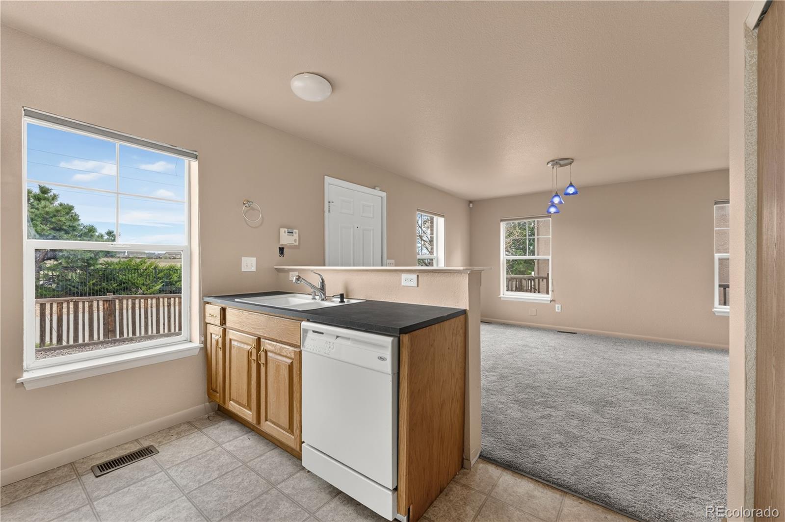 MLS Image #11 for 23341 e saratoga circle,aurora, Colorado