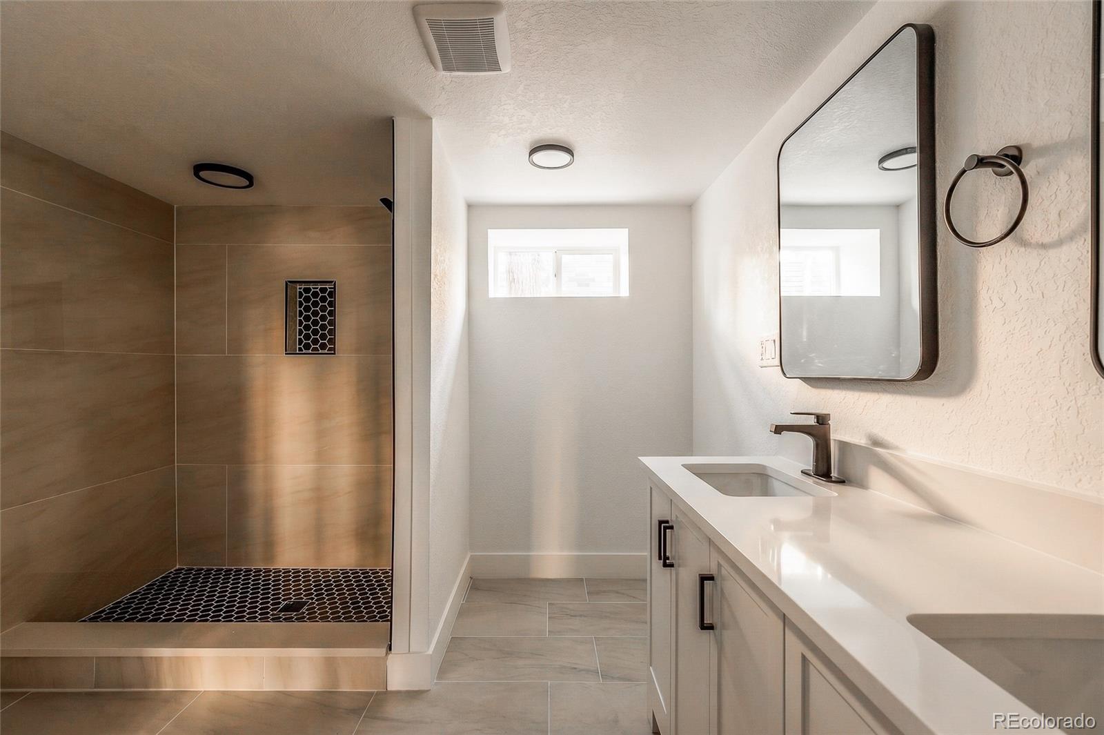 MLS Image #20 for 3217 n clayton street,denver, Colorado