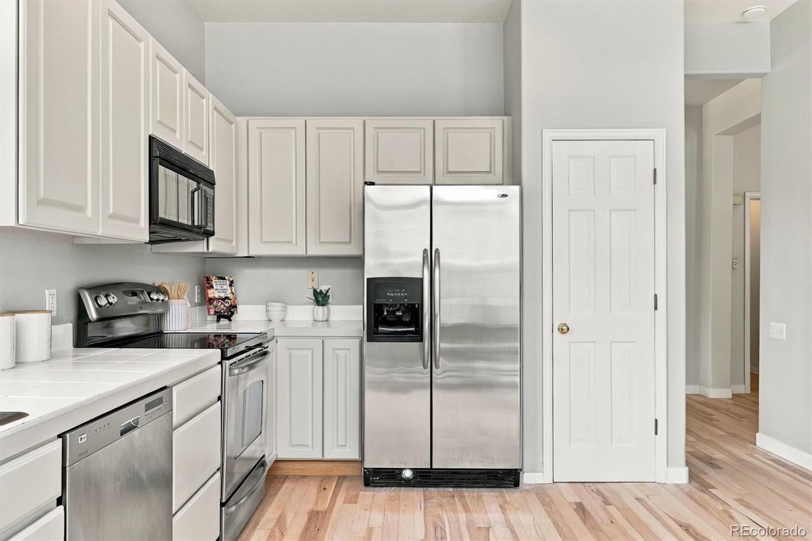 MLS Image #17 for 9806  grove circle,westminster, Colorado