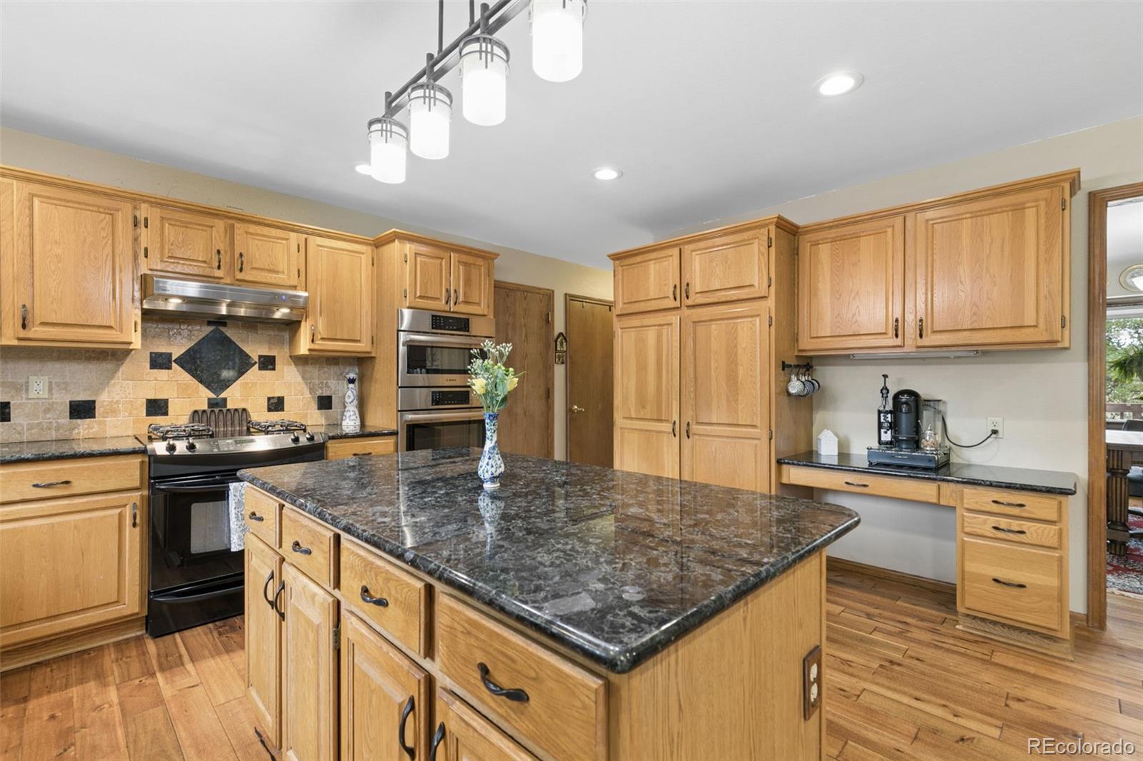 MLS Image #14 for 8115  windfall way,colorado springs, Colorado