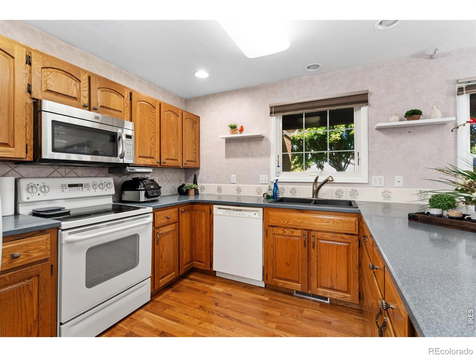 MLS Image #13 for 1840  silver leaf drive,loveland, Colorado