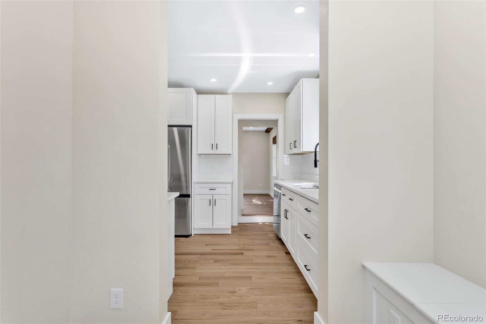 MLS Image #14 for 155  colorado boulevard,denver, Colorado