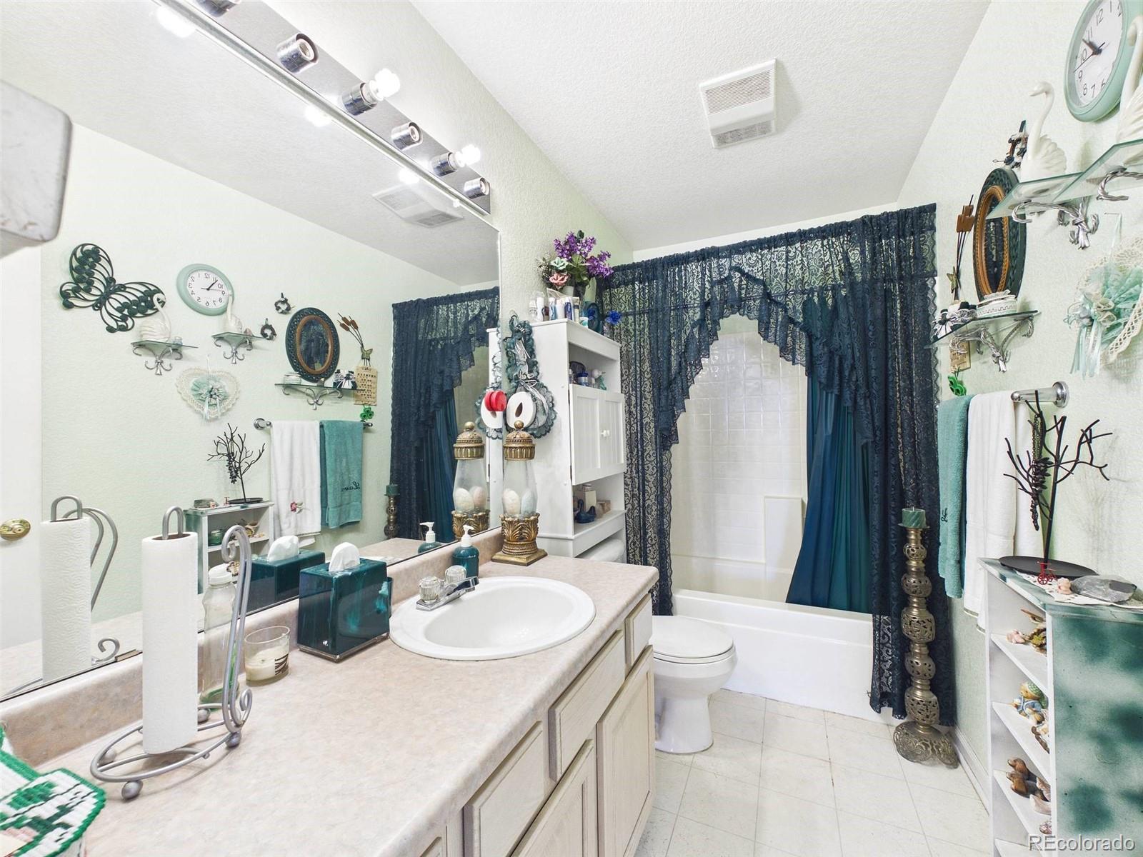 MLS Image #15 for 8250  explorador calle ,denver, Colorado