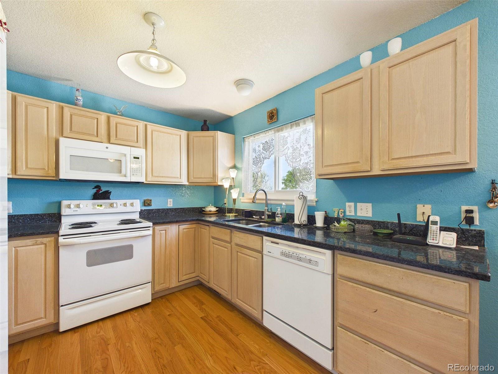MLS Image #8 for 8250  explorador calle ,denver, Colorado