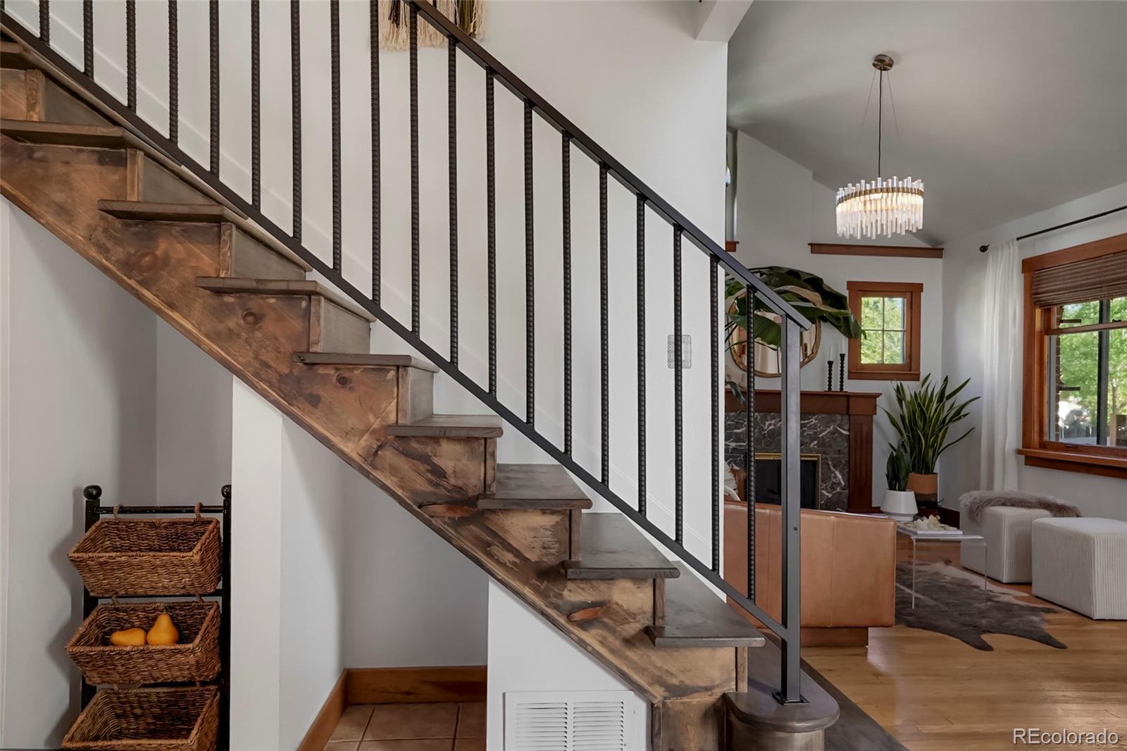 MLS Image #19 for 2223 s gilpin street,denver, Colorado