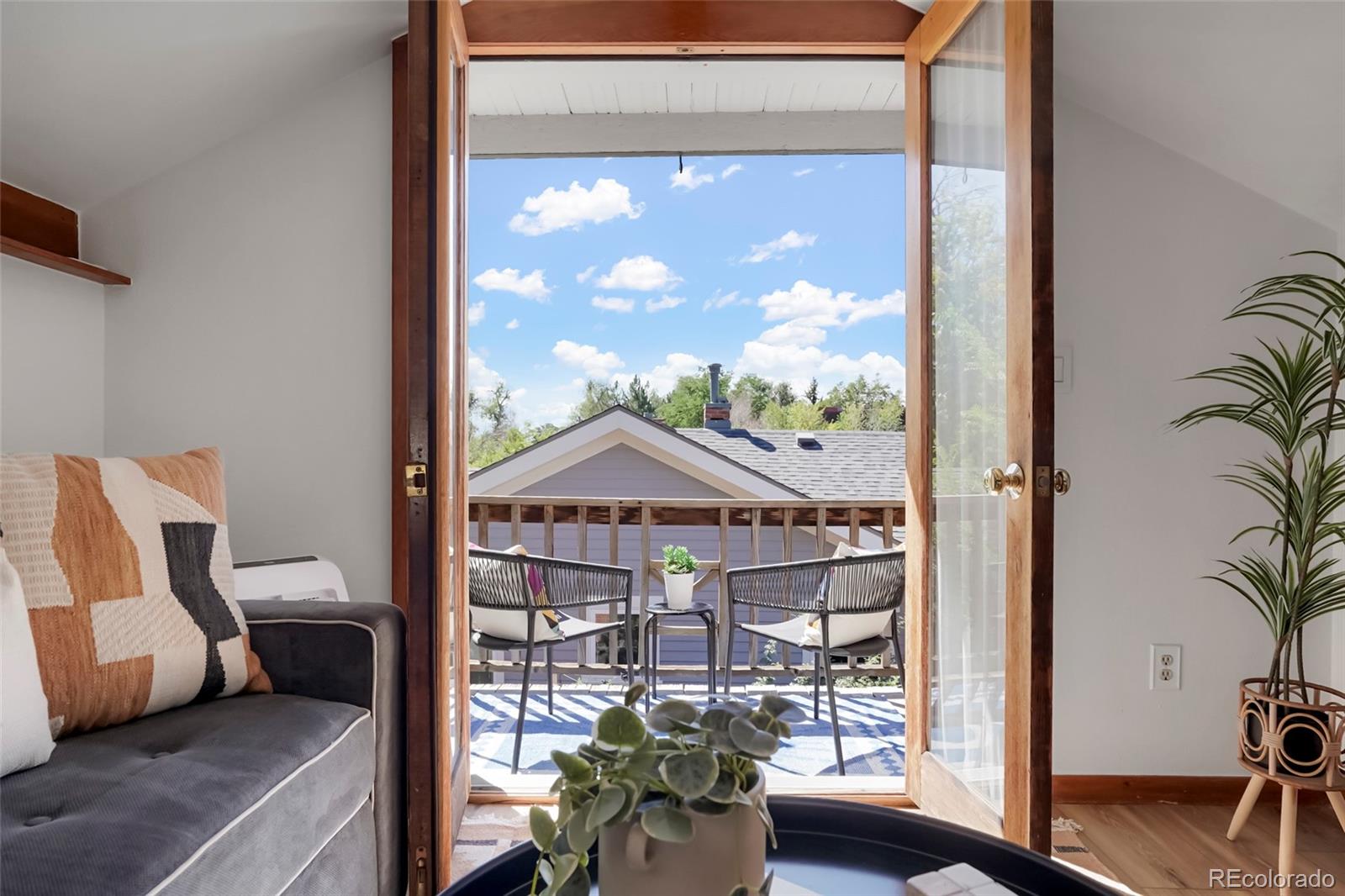 MLS Image #23 for 2223 s gilpin street,denver, Colorado