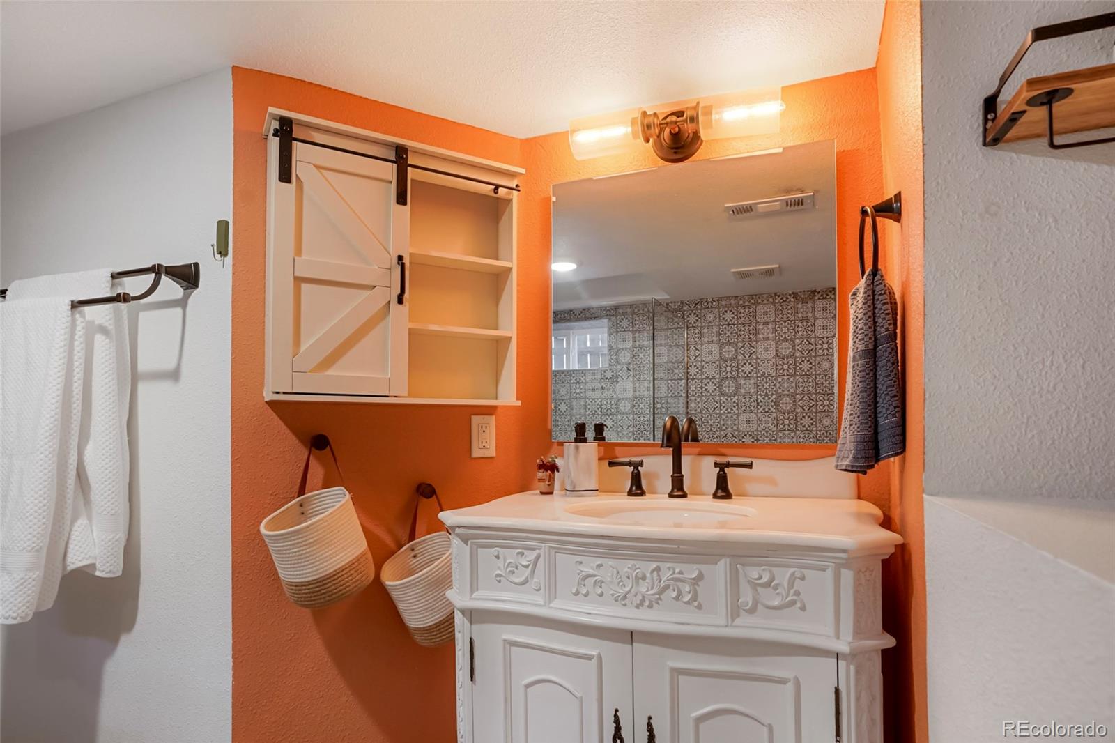 MLS Image #47 for 2223 s gilpin street,denver, Colorado
