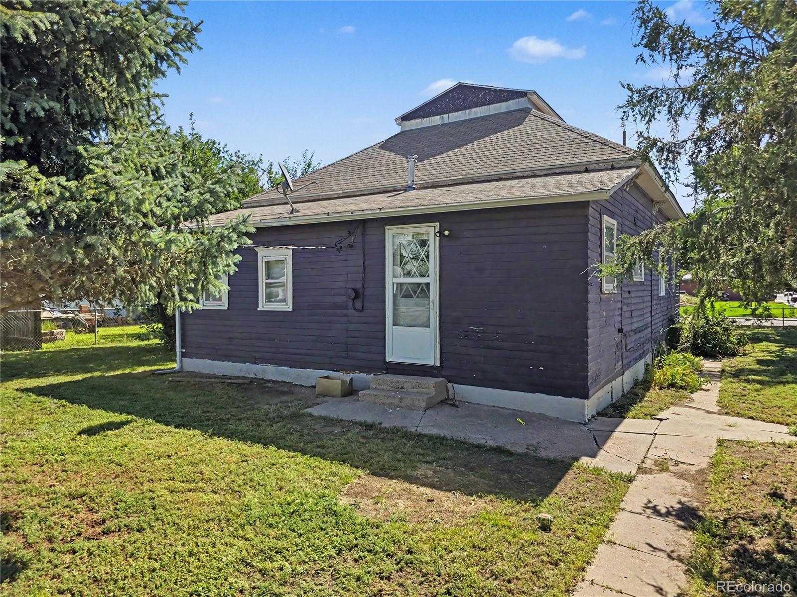 MLS Image #3 for 102 e 4th street,julesburg, Colorado