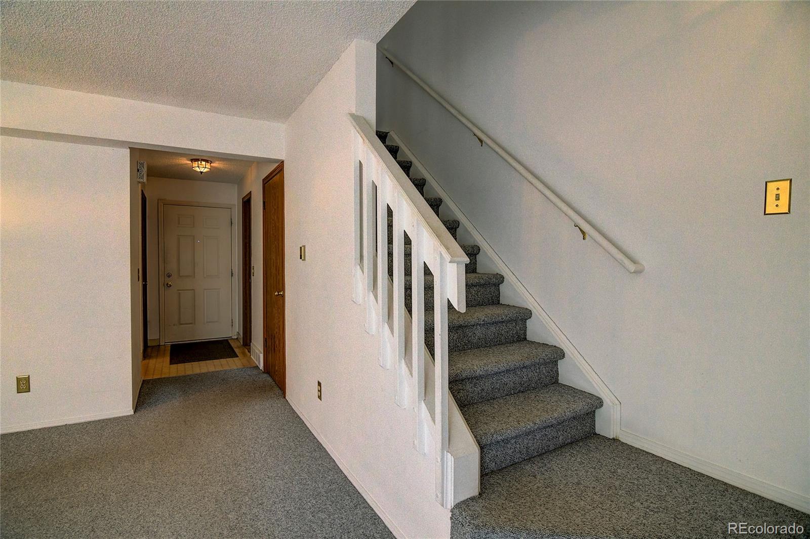 MLS Image #11 for 11610 e bayaud drive,aurora, Colorado