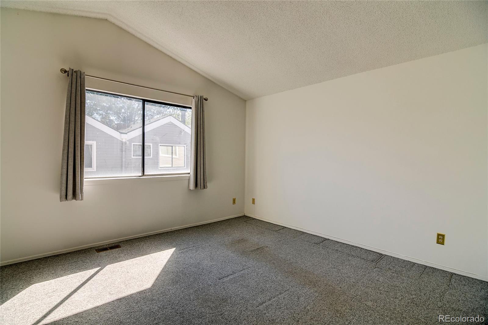 MLS Image #12 for 11610 e bayaud drive,aurora, Colorado
