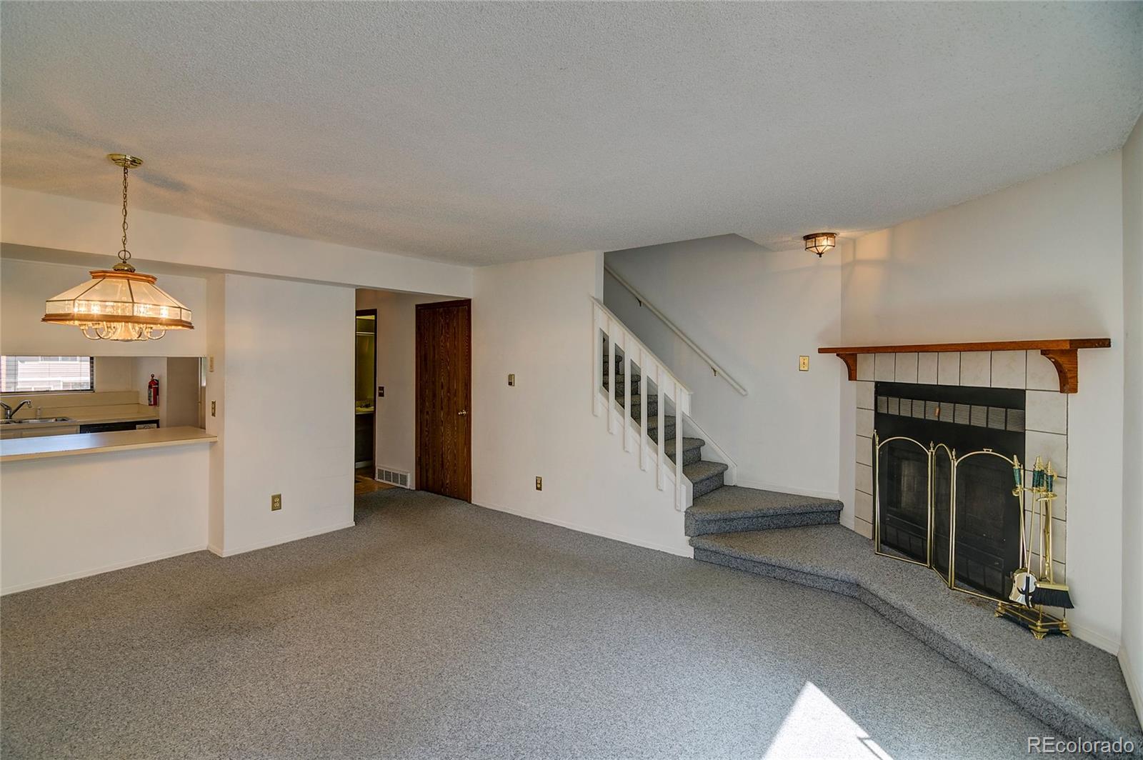 MLS Image #2 for 11610 e bayaud drive,aurora, Colorado