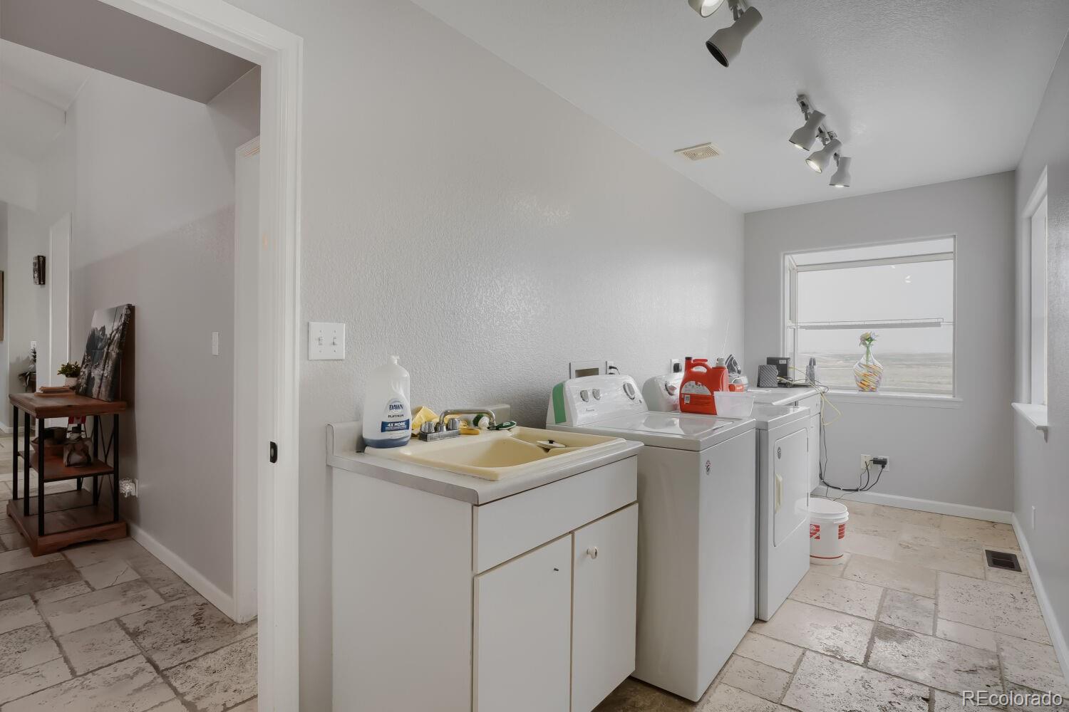 MLS Image #19 for 1080 s dutch valley road,bennett, Colorado