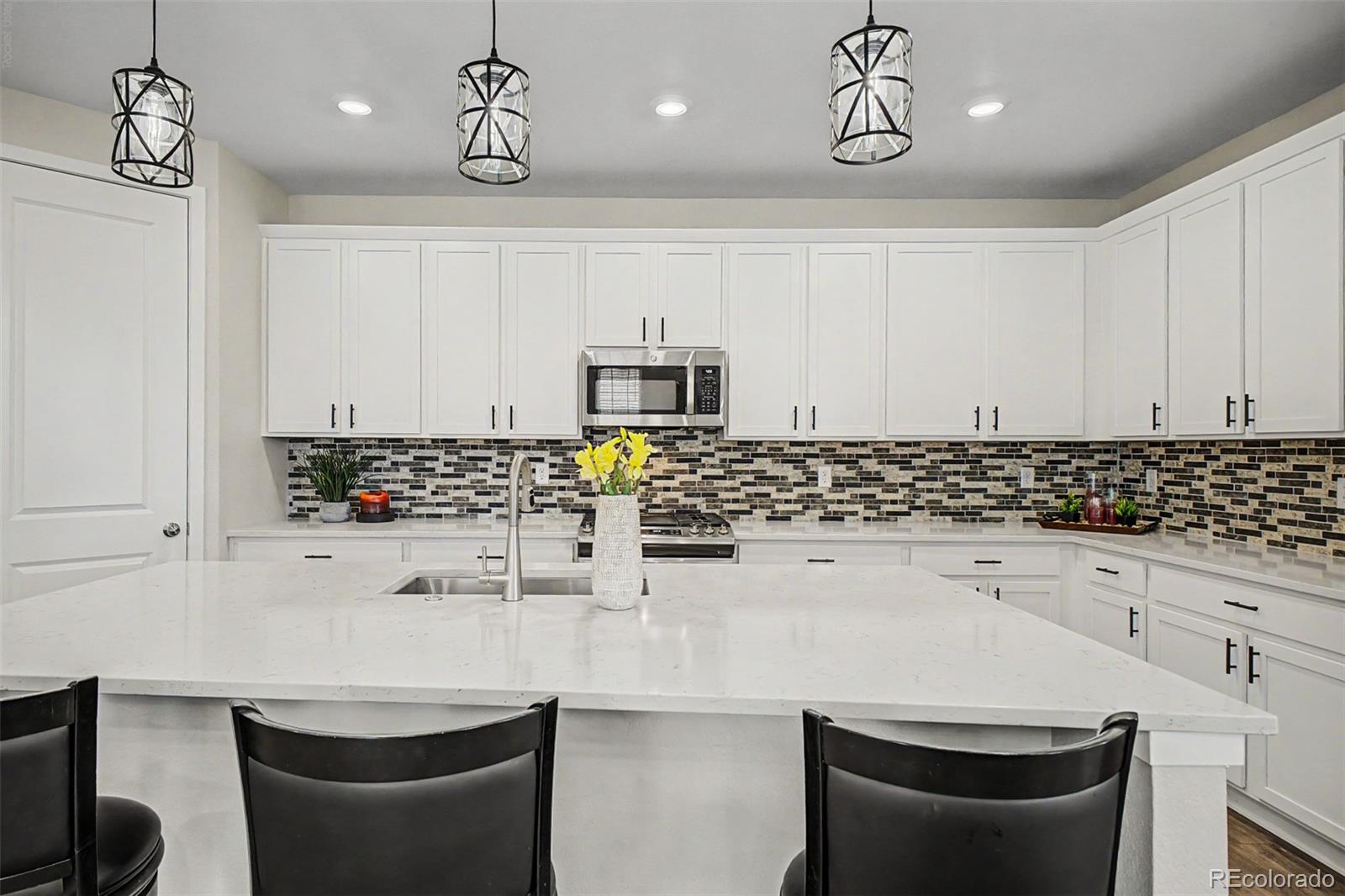 MLS Image #11 for 15375  willow street,thornton, Colorado