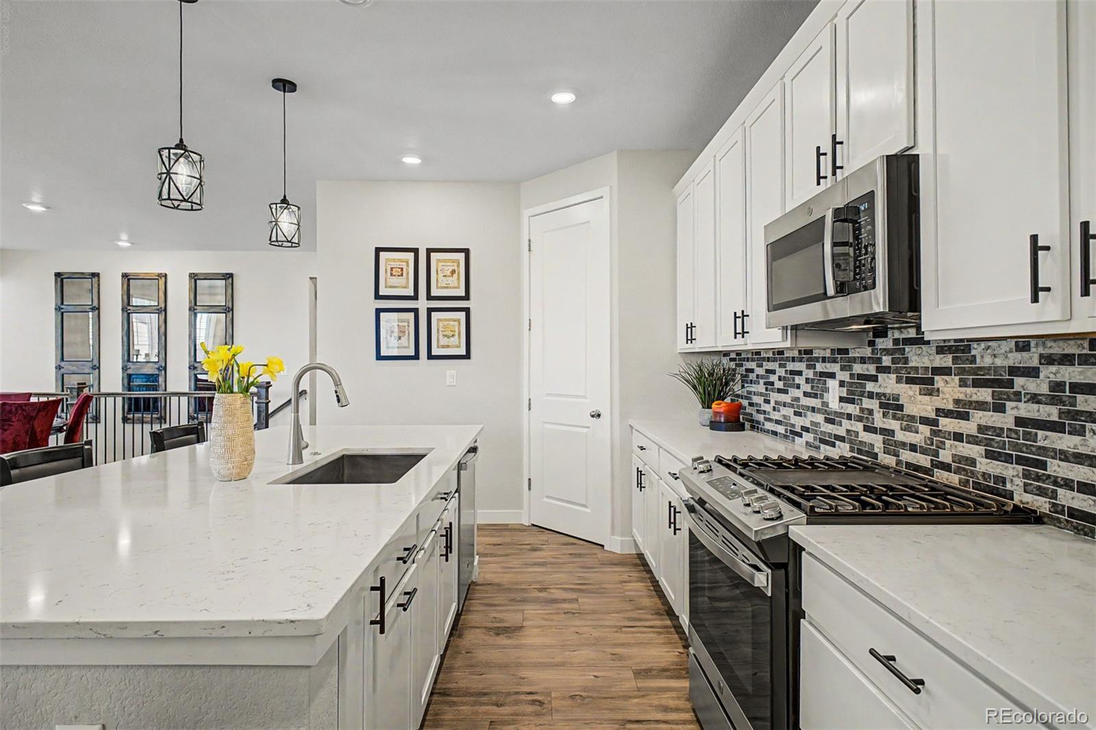 MLS Image #4 for 15375  willow street,thornton, Colorado