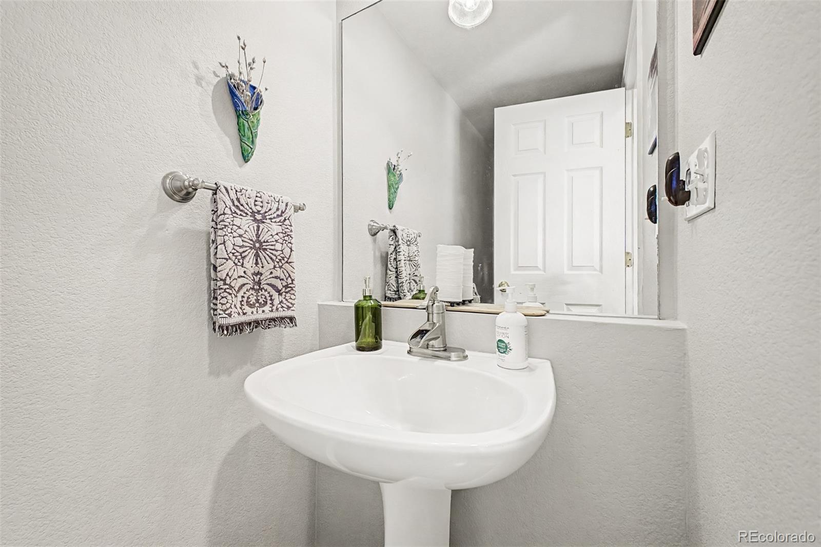 MLS Image #13 for 10426 w coal mine place,littleton, Colorado