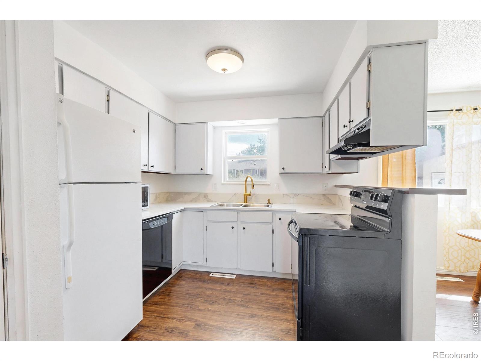 MLS Image #10 for 1040  22nd street,loveland, Colorado