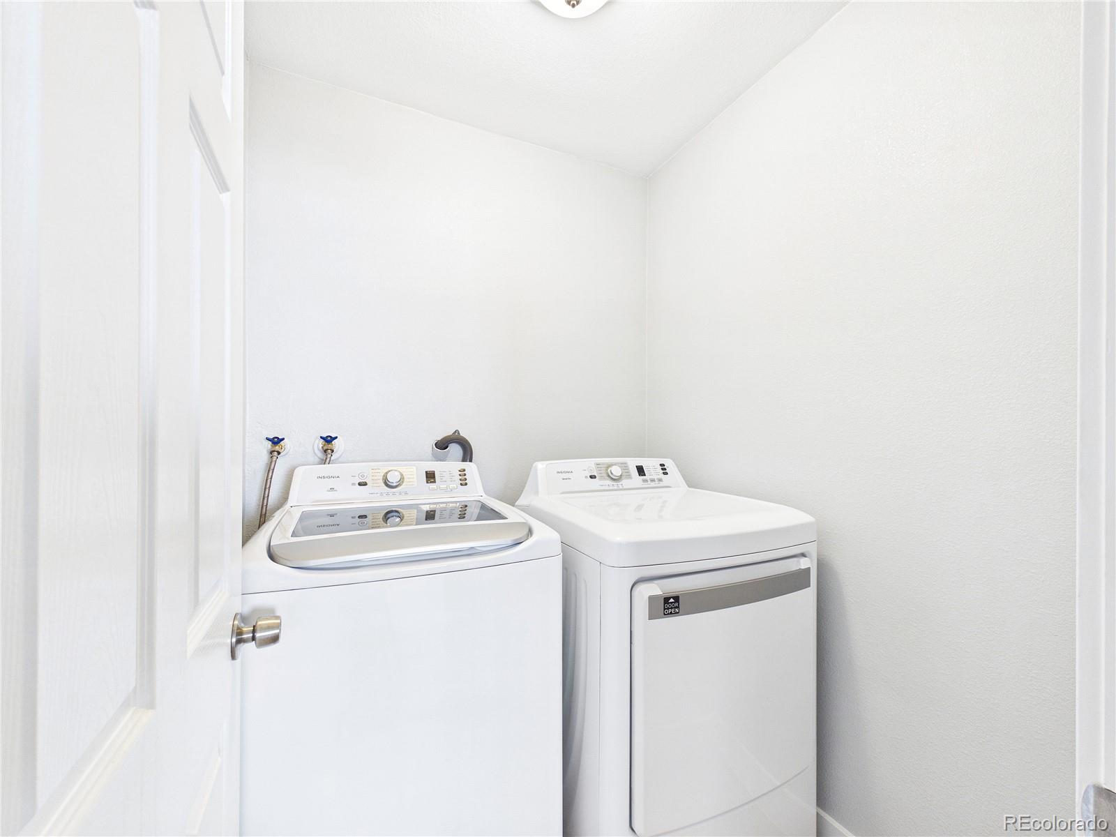 MLS Image #17 for 1926 s vaughn way,aurora, Colorado