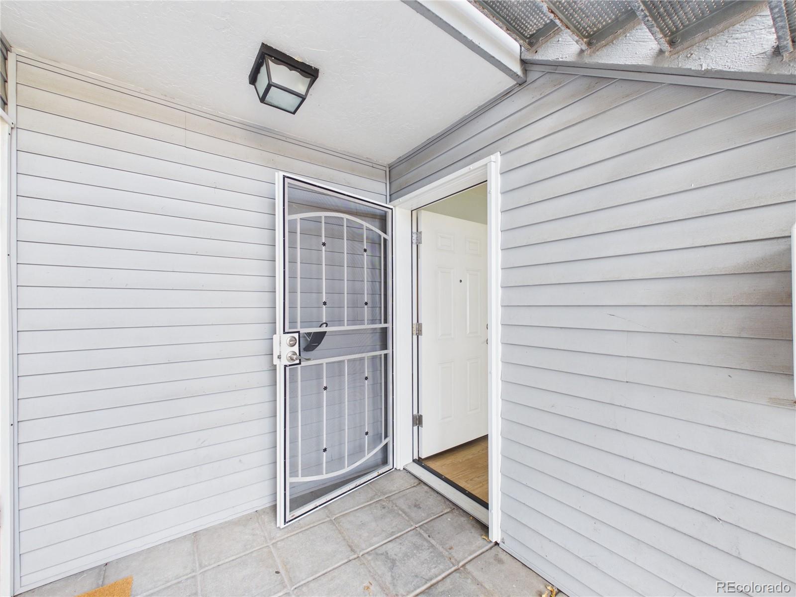 MLS Image #3 for 1926 s vaughn way,aurora, Colorado
