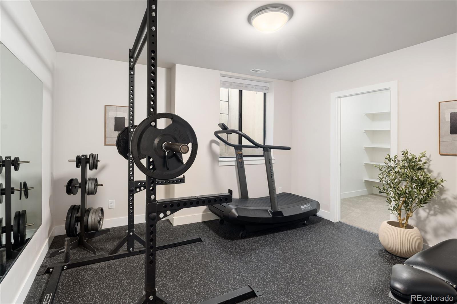 MLS Image #43 for 2525 s columbine street,denver, Colorado