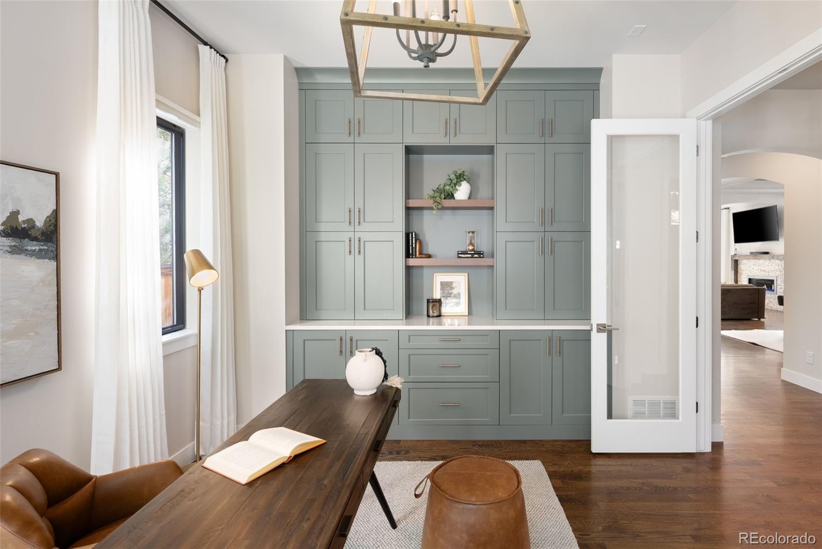 MLS Image #6 for 2525 s columbine street,denver, Colorado