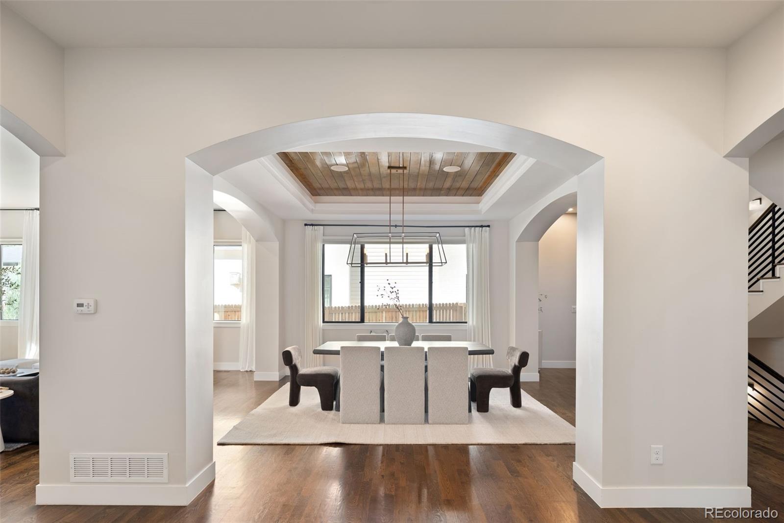 MLS Image #9 for 2525 s columbine street,denver, Colorado