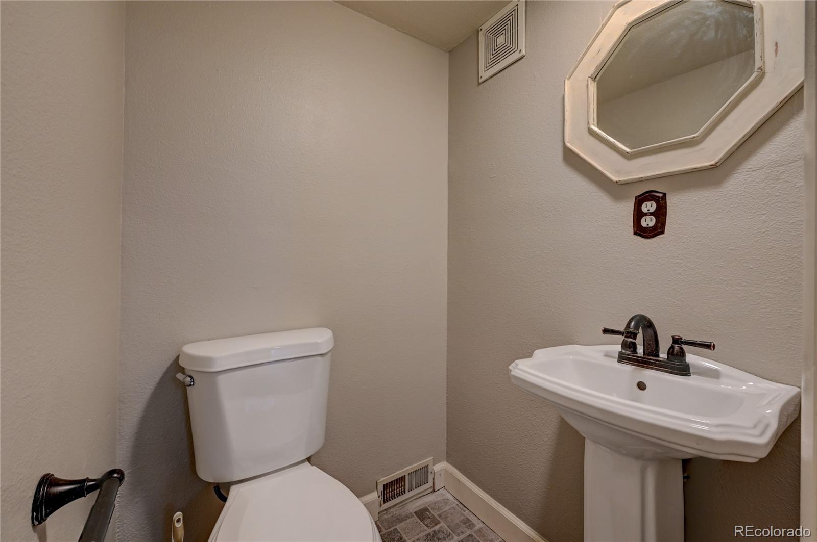 MLS Image #11 for 2836 s wheeling way,aurora, Colorado