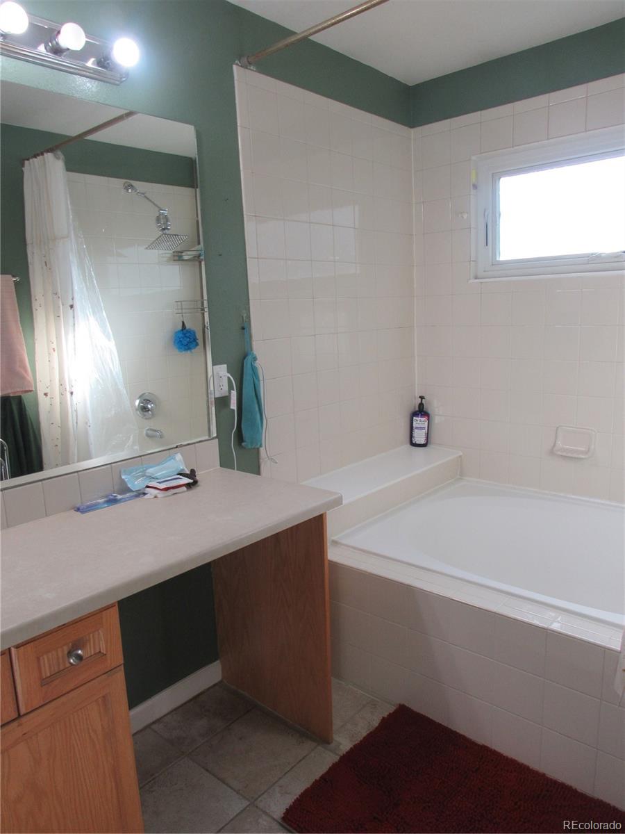 MLS Image #18 for 987  tamarac street,denver, Colorado