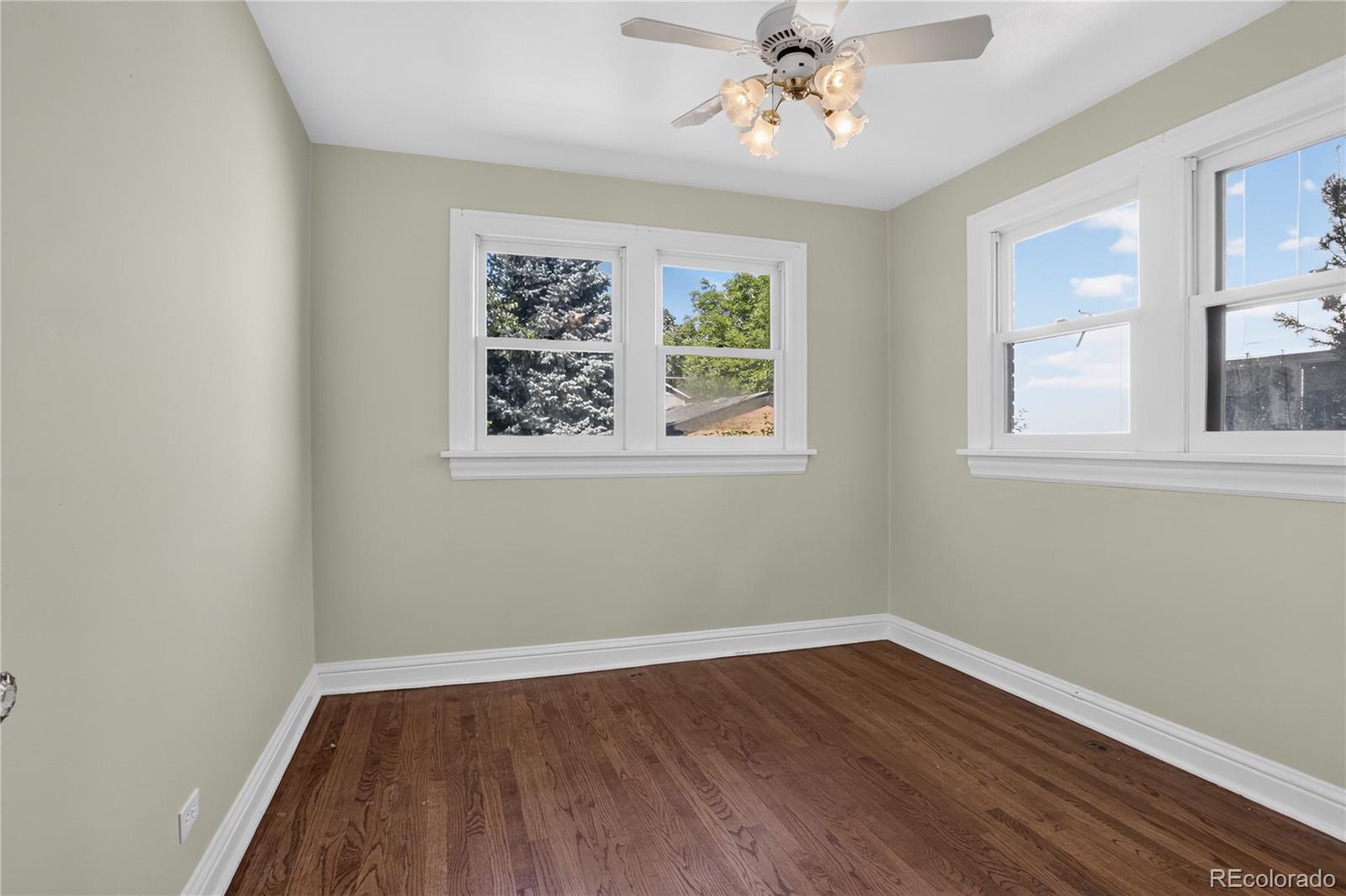 MLS Image #10 for 627 s high street,denver, Colorado