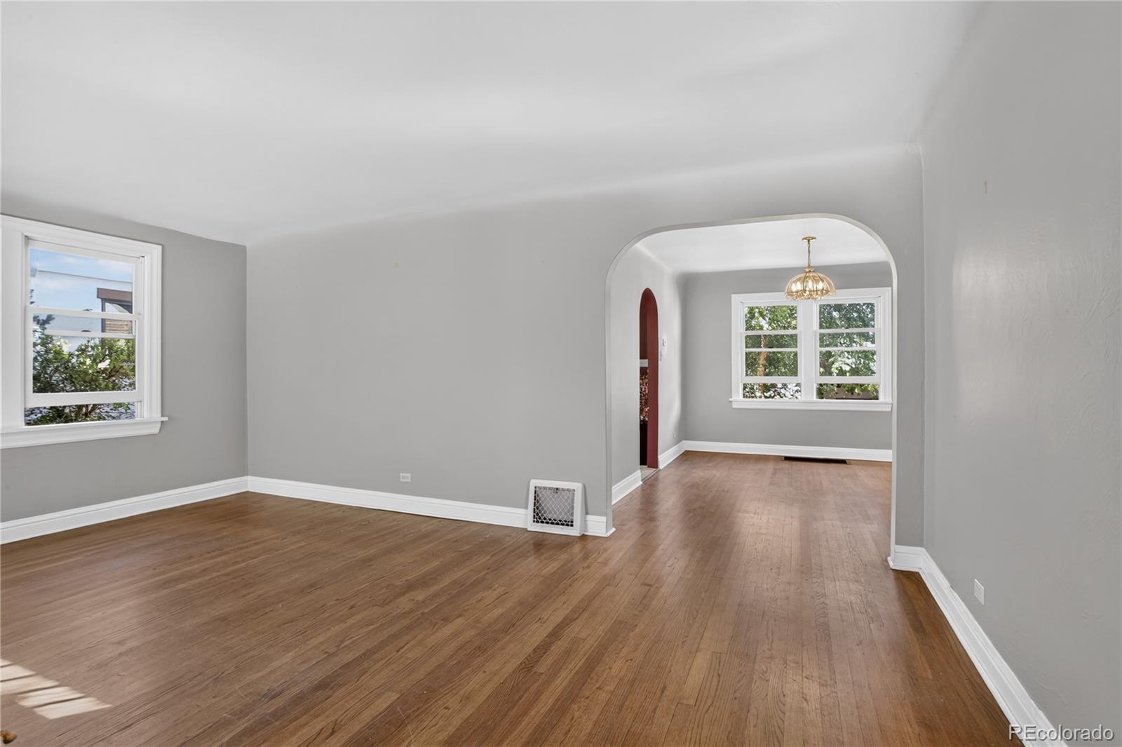 MLS Image #6 for 627 s high street,denver, Colorado